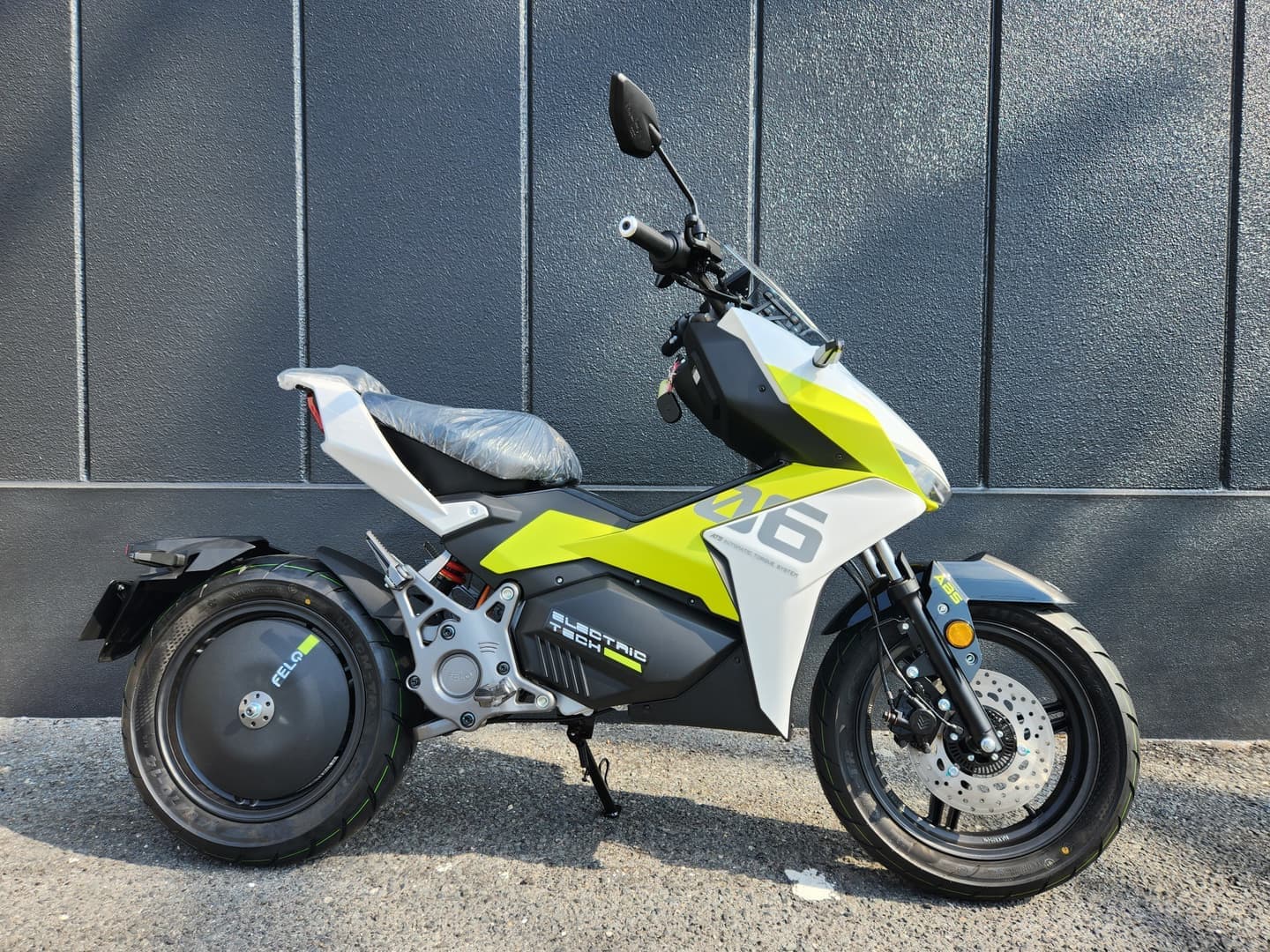 ADV150